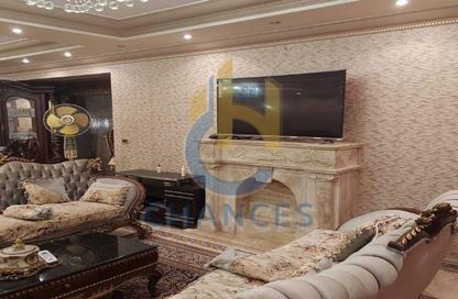 Apartment - 4 Bedrooms - 3 Bathrooms for sale in 2nd Sector - Zahraa El Maadi - Hay El Maadi - Cairo