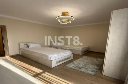 شقة - 3 غرف نوم - 3 حمامات للايجار في مون ريزيدنس - فيفث سكوير - التجمع الخامس - مدينة القاهرة الجديدة - القاهرة