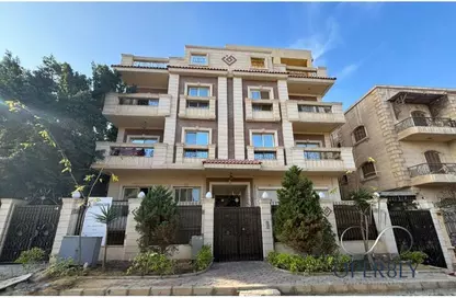 Roof - 4 Bedrooms - 3 Bathrooms for sale in Akhnaton St. - District 5 - The 5th Settlement - New Cairo City - Cairo