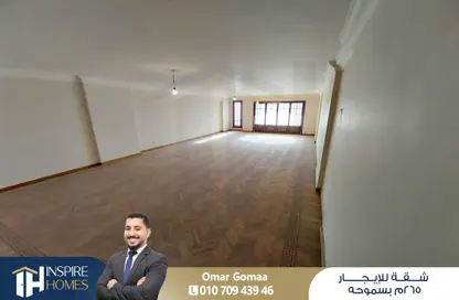شقة - 4 غرف نوم - 3 حمامات للايجار في شارع الصفاء - سموحة - حي شرق - الاسكندرية