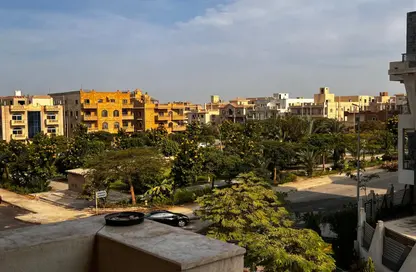 Apartment - 3 Bedrooms - 3 Bathrooms for sale in Al Narges 2 - Al Narges - New Cairo City - Cairo