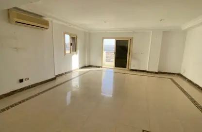 Office Space - Studio - 3 Bathrooms for rent in El Mearag City - Zahraa El Maadi - Hay El Maadi - Cairo