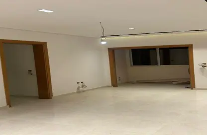 Apartment - 3 Bedrooms - 2 Bathrooms for sale in North Lotus - El Lotus - New Cairo City - Cairo