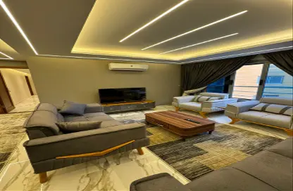 Apartment - 3 Bedrooms - 3 Bathrooms for rent in Mohi Al Din Abou El Ezz St. - Mohandessin - Giza