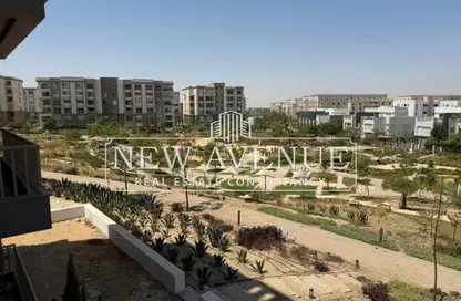 Apartment - 4 Bedrooms - 3 Bathrooms for sale in Hyde Park - 5th Settlement Compounds - The 5th Settlement - New Cairo City - Cairo