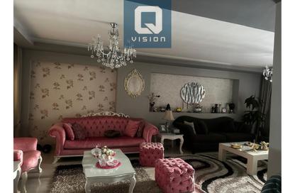Apartment - 3 Bedrooms - 3 Bathrooms for sale in Tijan - Zahraa El Maadi - Hay El Maadi - Cairo