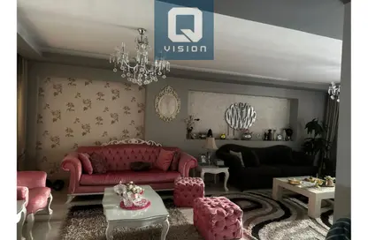 Apartment - 3 Bedrooms - 3 Bathrooms for sale in Tijan - Zahraa El Maadi - Hay El Maadi - Cairo