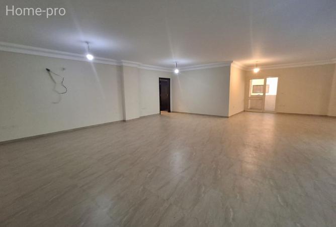 8255255 - Property Image 3