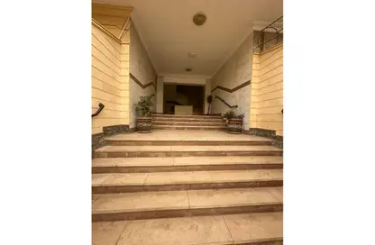 Apartment - 3 Bedrooms - 1 Bathroom for sale in 16th District - Sheikh Zayed City - Giza