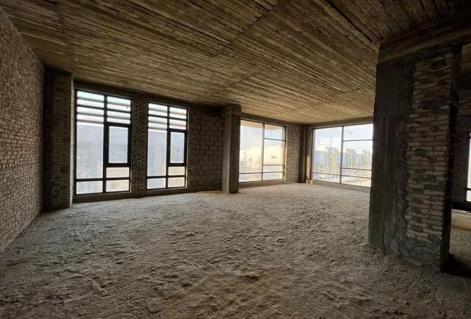 8073468 - Property Image 2