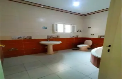 Apartment - 3 Bedrooms - 2 Bathrooms for sale in Gadeela - Al Mansoura - Al Daqahlya