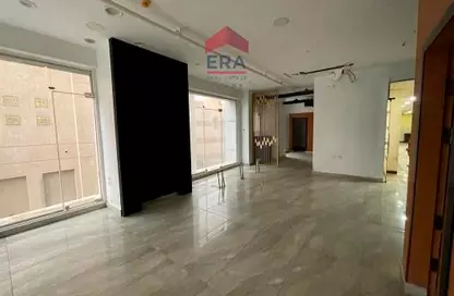 Shop - Studio - 4 Bathrooms for rent in The 5th Settlement - New Cairo City - Cairo