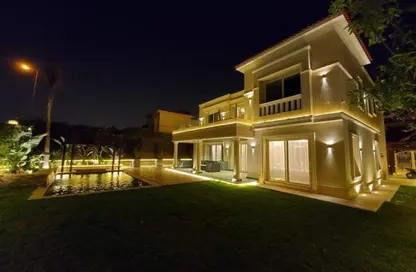 Villa - 4 Bedrooms - 4 Bathrooms for sale in Swan Lake Residence - 5th Settlement Compounds - The 5th Settlement - New Cairo City - Cairo