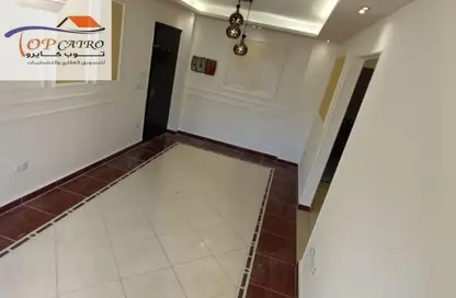 Apartment - 2 Bedrooms - 1 Bathroom for sale in Madinaty - Cairo