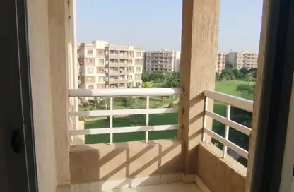 شقة - 3 غرف نوم - 2 حمامات للايجار في مدينة وصال - كمبوندات الشروق - مدينة الشروق - القاهرة