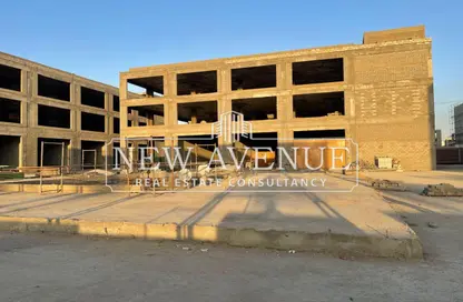 Office Space - Studio - 2 Bathrooms for rent in Mohamed Naguib Axis - Abou El Houl - New Cairo City - Cairo