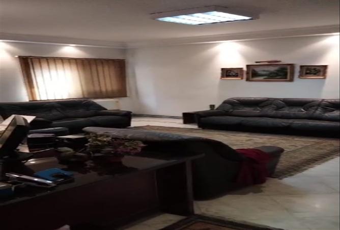 7958557 - Property Image 3