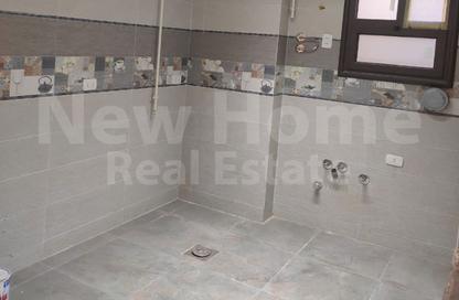 Apartment - 3 Bedrooms - 1 Bathroom for sale in Laurent - Hay Sharq - Alexandria