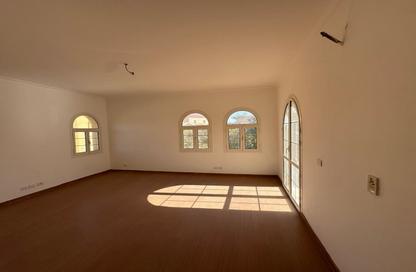 Villa - 6 Bedrooms - 6 Bathrooms for rent in Madinaty - Cairo