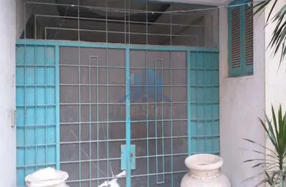 Villa - 5 Bedrooms - 3 Bathrooms for sale in Sayed Al Agamy St. - Al Hanouvel - Hay Al Agami - Alexandria
