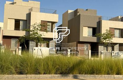 Villa - 3 Bedrooms - 4 Bathrooms for sale in Palm Hills New Cairo - 5th Settlement Compounds - The 5th Settlement - New Cairo City - Cairo