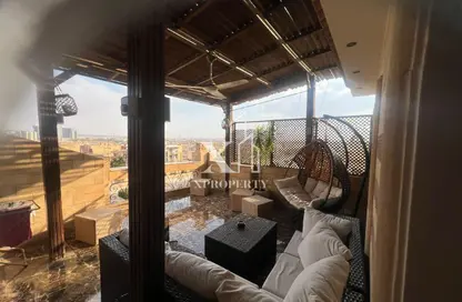 شقة - 3 غرف نوم - 2 حمامات للبيع في شارع 13 - الحي الثالث عشر - الشيخ زايد - الجيزة