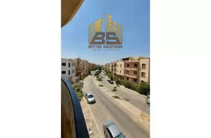 Apartment - 3 Bedrooms - 2 Bathrooms for sale in Al Imam Malik St. - 6th District - Obour City - Qalyubia