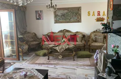 شقة - 4 غرف نوم - 2 حمامات للبيع في حي بحري - الاسكندرية