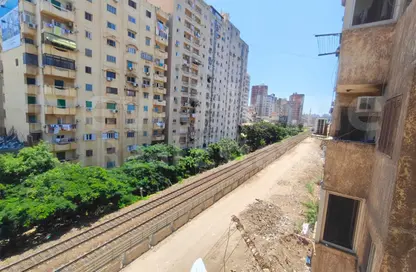 Apartment - 2 Bedrooms - 2 Bathrooms for sale in Al Shaheed Gawad Hosny St. - Ibrahimia - Hay Wasat - Alexandria