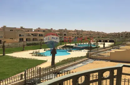 منزل مزدوج - 4 غرف نوم - 3 حمامات للبيع في الباتيو 5 - الباتيو - كمبوندات الشروق - مدينة الشروق - القاهرة