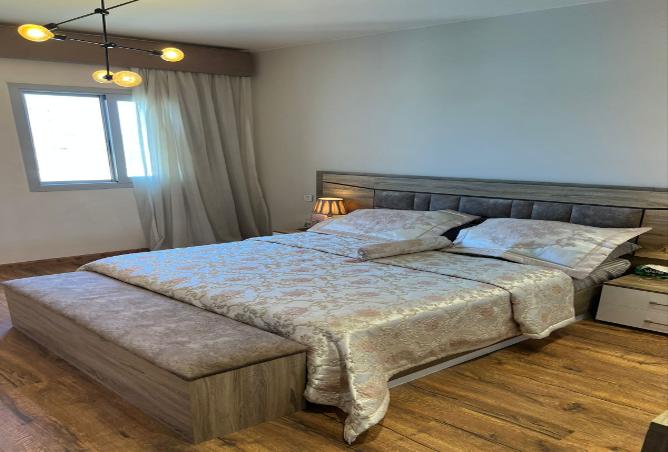 8049213 - Property Image 3