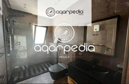 Apartment - 2 Bedrooms - 2 Bathrooms for sale in Lake View - 5th Settlement Compounds - The 5th Settlement - New Cairo City - Cairo