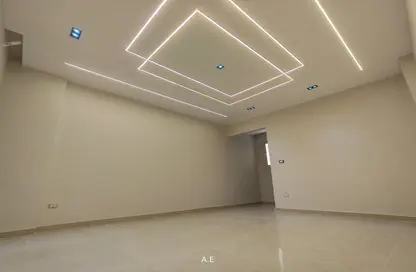 Apartment - 3 Bedrooms - 3 Bathrooms for sale in Al Hosary - 6 October City - Giza