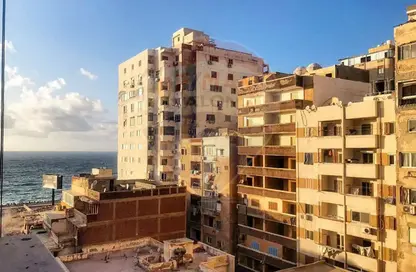 Apartment - 2 Bedrooms - 1 Bathroom for sale in Saba Basha - Hay Sharq - Alexandria