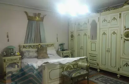 شقة - 3 غرف نوم - 2 حمامات للايجار في شارع طيبه - سبورتنج - حي شرق - الاسكندرية