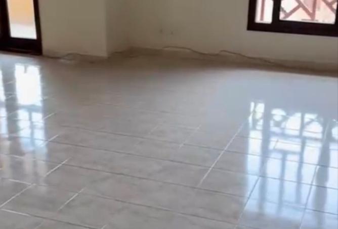 8420908 - Property Image 2