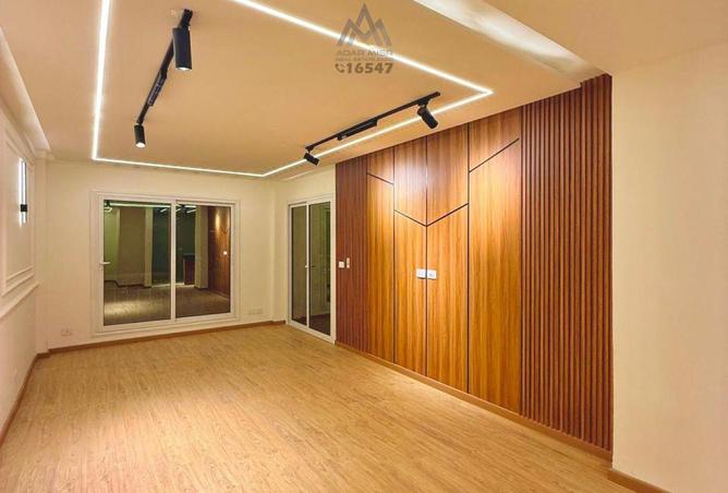 8185674 - Property Main Image