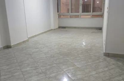 Apartment - 3 Bedrooms - 2 Bathrooms for rent in Ahmed Tayseer St. - Ard El Golf - Heliopolis - Masr El Gedida - Cairo