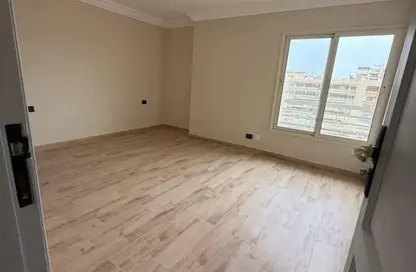 شقة - 3 غرف نوم - 4 حمامات للبيع في 6 ويست - بيفرلي هيلز - كمبوندات الشيخ زايد - الشيخ زايد - الجيزة