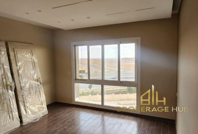 8395525 - Property Image 2