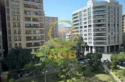 شقة - 3 غرف نوم - 3 حمامات للبيع في شارع احمد سامي السيد - المهندسين - الجيزة
