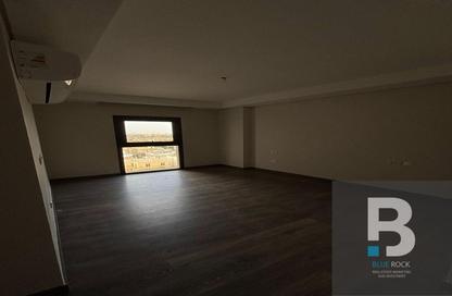 Penthouse - 4 Bedrooms - 5 Bathrooms for sale in Village Views - Zed Towers - Sheikh Zayed Compounds - Sheikh Zayed City - Giza