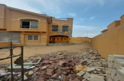Townhouse - 5 Bedrooms - 5 Bathrooms for sale in Dyar Park - Ext North Inves Area - New Cairo City - Cairo