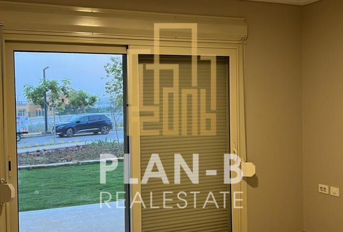 8113083 - Property Image 2
