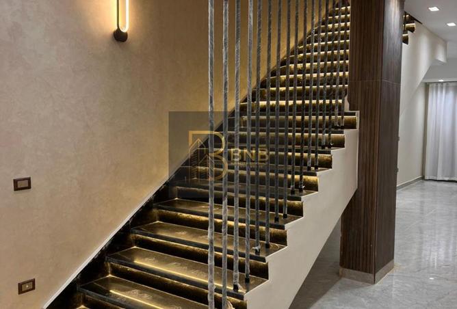 8215421 - Property Main Image