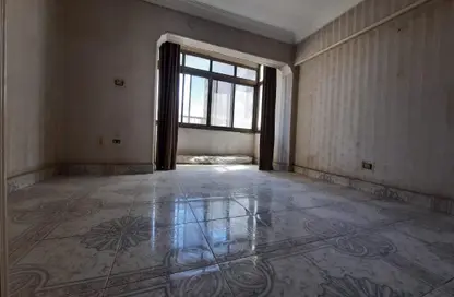 Apartment - 3 Bedrooms - 1 Bathroom for sale in Makram Ebeid St. - 6th Zone - Nasr City - Cairo