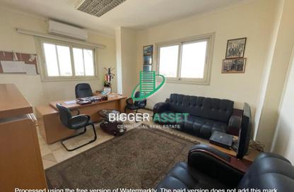 Office Space - Studio - 3 Bathrooms for rent in Al Laselky St. - El Laselky - New Maadi - Hay El Maadi - Cairo
