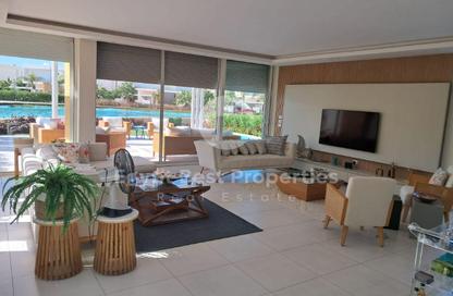 Villa - 5 Bedrooms - 7 Bathrooms for sale in Seashell - Sidi Abdel Rahman - North Coast