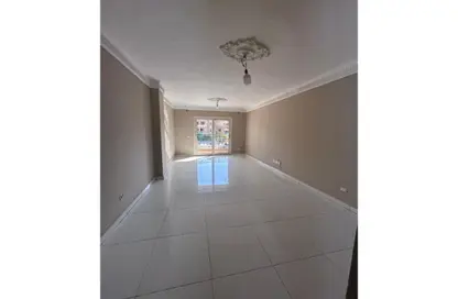 Apartment - 3 Bedrooms - 2 Bathrooms for sale in Al Khamayel city - Sheikh Zayed Compounds - Sheikh Zayed City - Giza