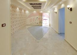 Apartment - 3 bedrooms - 2 bathrooms for للايجار in Glim - Hay Sharq - Alexandria